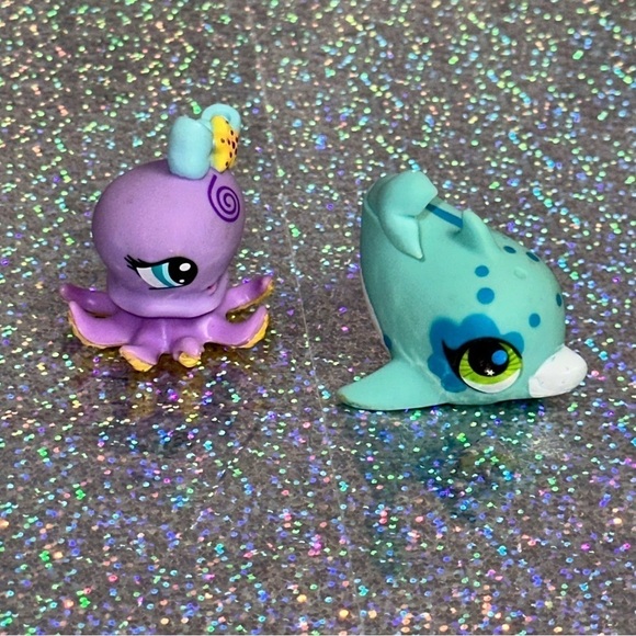 Littlest Pet Shop LPS Octopus #1309 Dolphin #2687 Hasbro - Picture 7 of 8